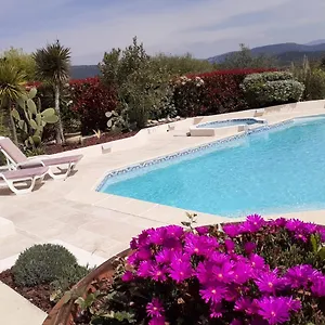  Hébergement de vacances Provençal Indépendant Avec Piscine Chauffée : Le Suy Bien France